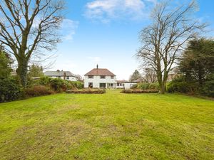 Rear- click for photo gallery